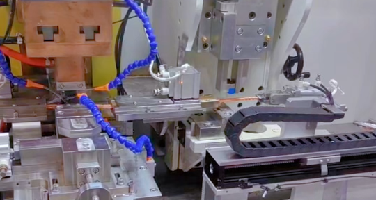 铜编织线带自动焊接切断