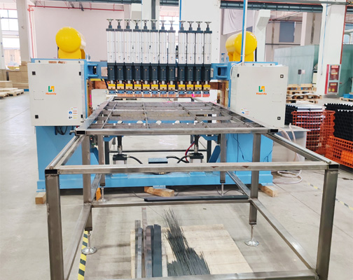 网片龙门焊接机-12头点焊机