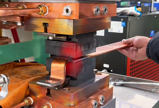 软硬铜排搭接焊接